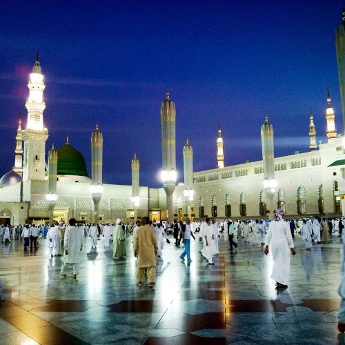 tomb-Prophets-Mosque-dome-Medina-Saudi-Arabia